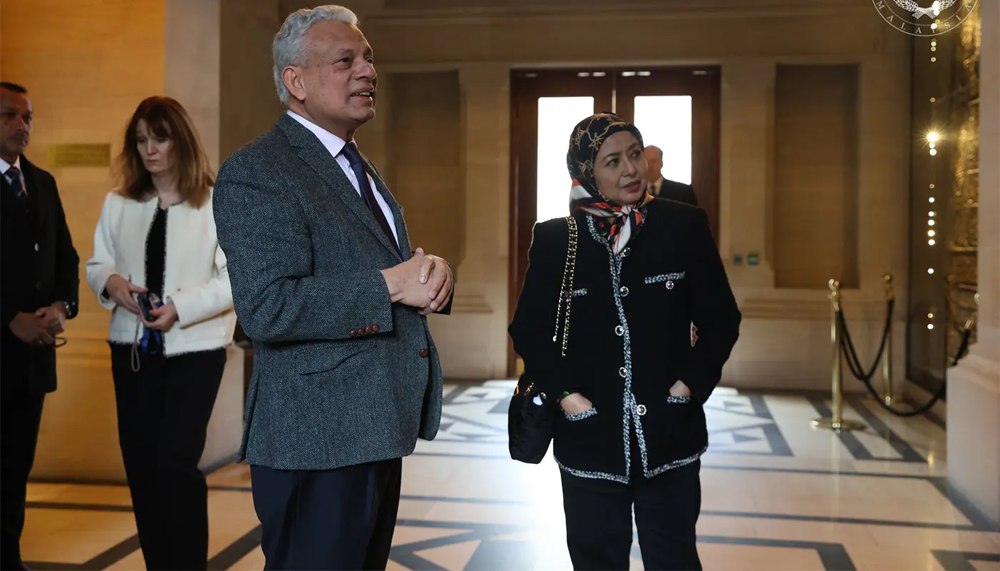 Johor Explores Collaboration with Oxford Centre for Islamic Studies to Enhance JCS Capabilities 1 Johor, Johor News, JCS, Oxford Centre for Islamic Studies, Raja Zarith Sofiah, Public Service, Administrative Training, International Collaboration