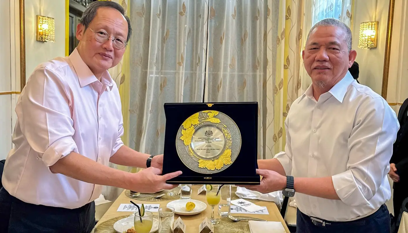 Singapore, Singapore News, Malaysia, Malaysia News, Bilateral Relations, Anwar Ibrahim, Fadillah Yusof, Leaders Retreat, ASEAN, Green Energy, Water Management