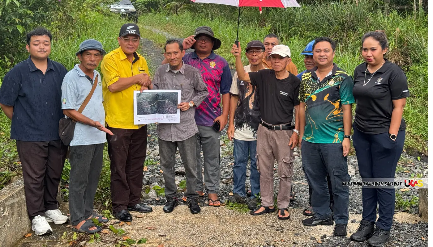 Opar Assembly Strengthens Rural Roads and Bridges for Community Growth 1 Sarawak, Sarawak News, Lundu, Lundu News, Opar, Opar News, Rural Development, Infrastructure, Roads, Bridges, Community Projects