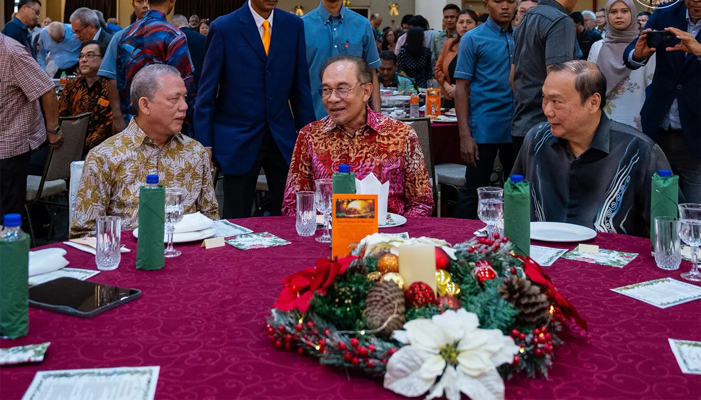 PM Anwar Attends Christmas Tea Party, Reaffirms MADANI Spirit of Harmony 1 Malaysia, Petaling Jaya, Christmas Celebration, Interfaith Harmony, Education Policy, Anwar Ibrahim, MADANI Government, Malaysia News, Petaling Jaya News