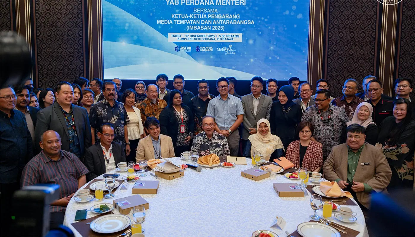 PM Anwar Outlines MADANI Government’s 2025 Achievements and Reform Agenda 1 Sarawak, Sarawak News, Malaysia, Malaysia News, Anwar Ibrahim, MADANI Government, Economic Growth, MA63, Public Finance, Cabinet Reform