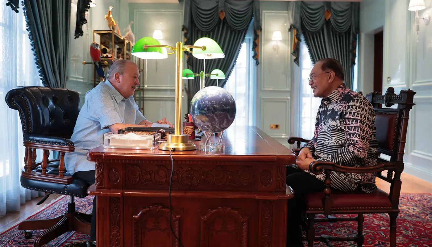 Prime Minister Briefs Sultan Ibrahim on National Affairs 1 Kuala Lumpur, Kuala Lumpur News, Sultan Ibrahim, Yang di-Pertuan Agong, Anwar Ibrahim, Malaysia Politics, National Affairs, Malaysia, Malaysia News