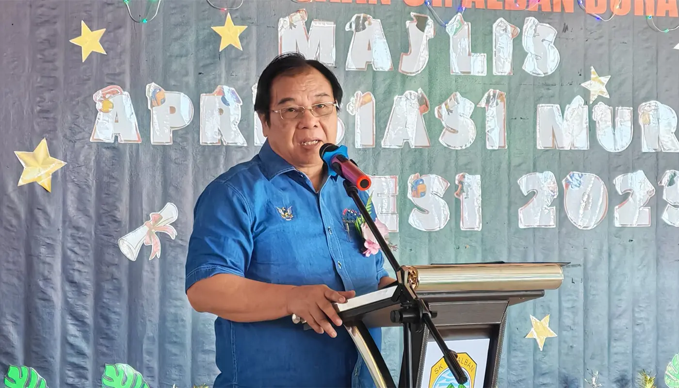 Sarawak, Sarawak News, Siburan, Siburan News, SK St Alban Duras, Bidayuh Community, Education, STEM, Jerip Susil, Rural Development