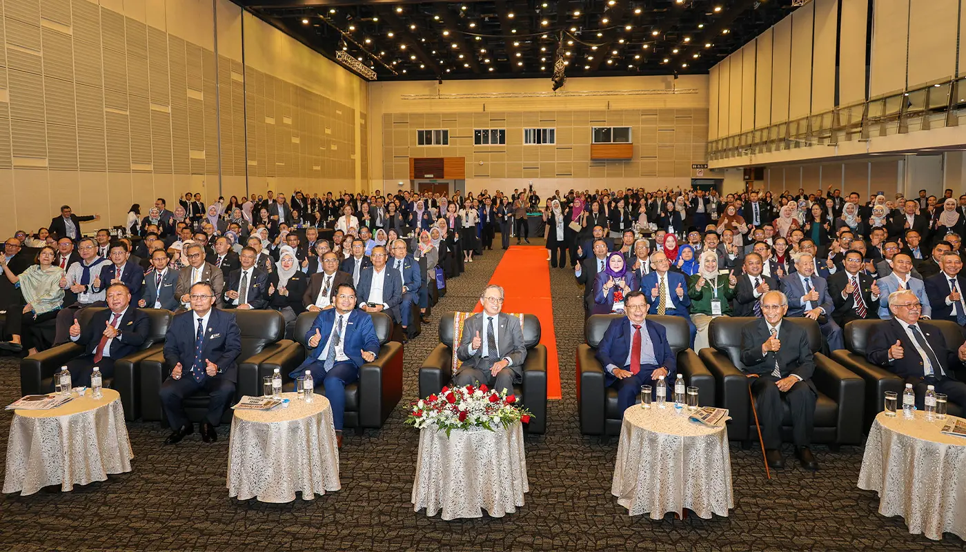 Sarawak Targets High-Value Economy to Escape Middle-Income Trap 1 Sarawak, Sarawak News, Kuching, Kuching News, Economy, High-Value Products, Middle-Income Trap, AI, Water Commodity, Abang Johari