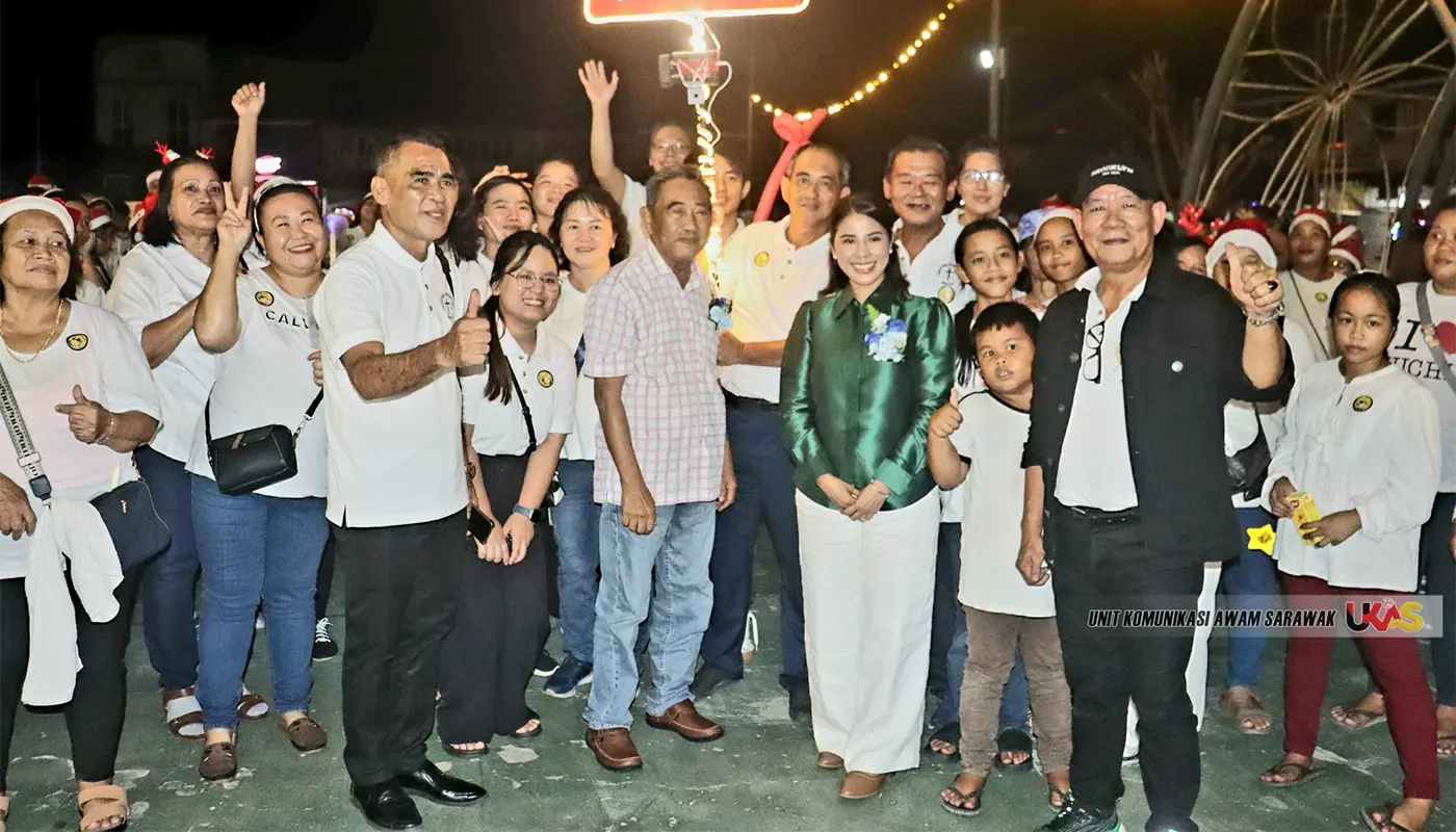 Simunjan Christmas Parade 2025 Showcases Unity and Harmony 1 Sarawak, Sarawak News, Simunjan, Simunjan News, Christmas Parade, Community Harmony, UNIFOR, Diversity, Sarawak Development
