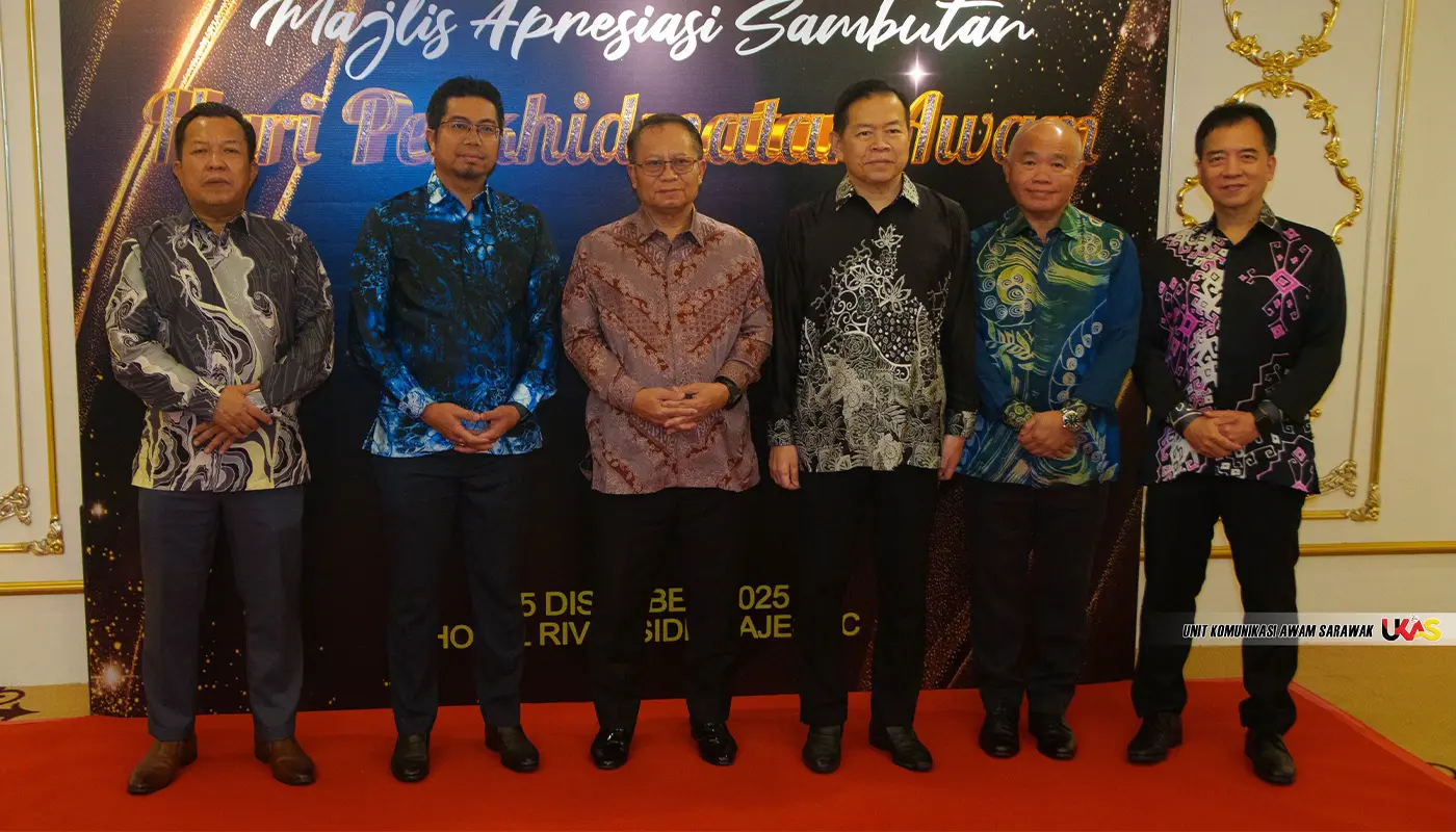 Teamwork Drives Excellence in Sarawak Civil Service 1 Sarawak, Sarawak News, Kuching, Kuching News, Civil Service, Governance, Teamwork, Public Service, Integrity, Rural Development
