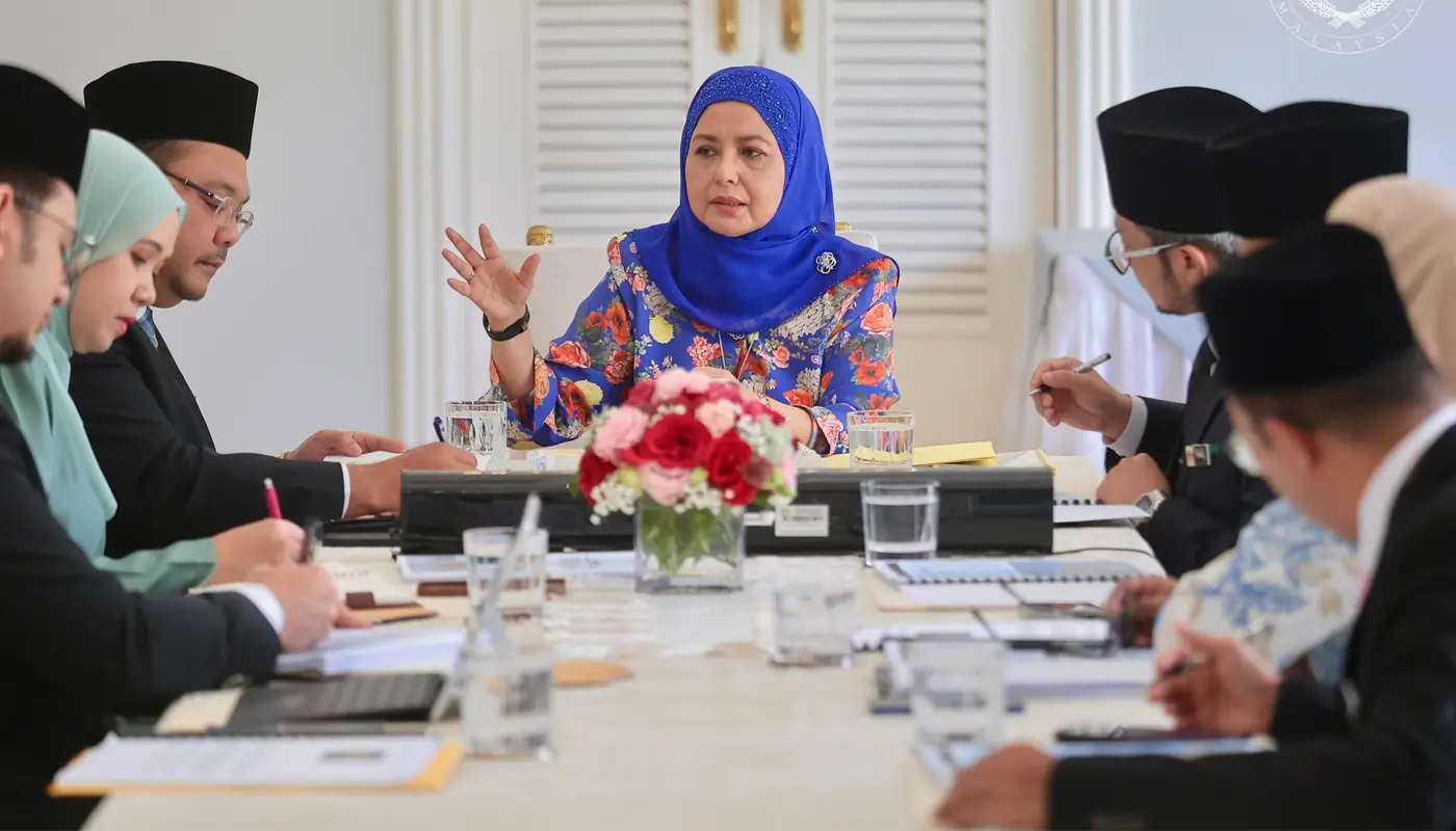 Kuala Lumpur, Kuala Lumpur News, Johor Bahru, Johor Bahru News, Raja Zarith Sofiah, Arts and Culture, B40 Students, JKKN, Education, Mentoring Programme, Malaysia News, Malaysia