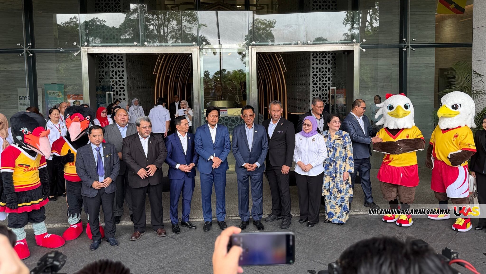 SUKMA Torch Handover Celebrates Unity as Sarawak Passes Baton to Selangor 1 SUKMA Torch Handover Celebrates Unity as Sarawak Passes Baton to Selangor