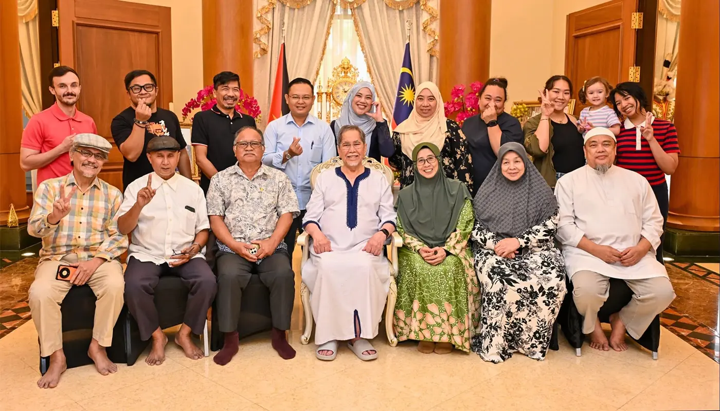 Sarawak, Sarawak News, Kuching, Kuching News, Petra Jaya, Wan Junaidi, Family, Community, Sarawak History