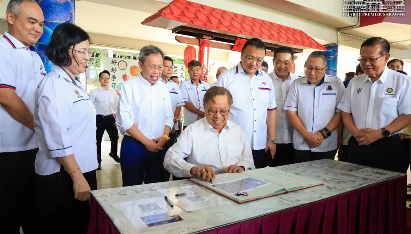 Sarawak, Sarawak News, Kuching, Kuching News, Abang Johari, Free School Bus, Smart City, Traffic Congestion, Public Transport, Sarawak Development