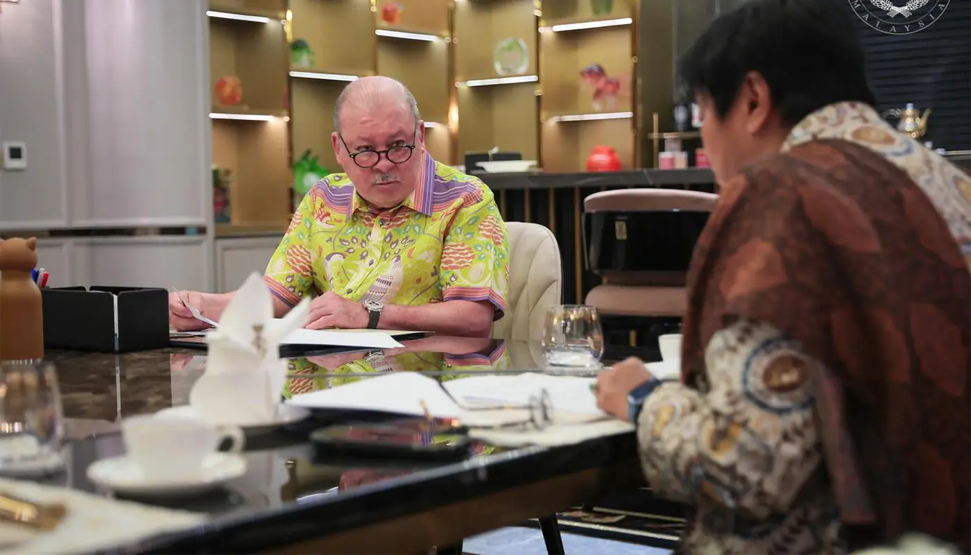 Kuala Lumpur,Kuala Lumpur News,Malaysia,Malaysia News,Institutional Reform,Corruption,Governance,Azalina Othman Said,Sultan Ibrahim