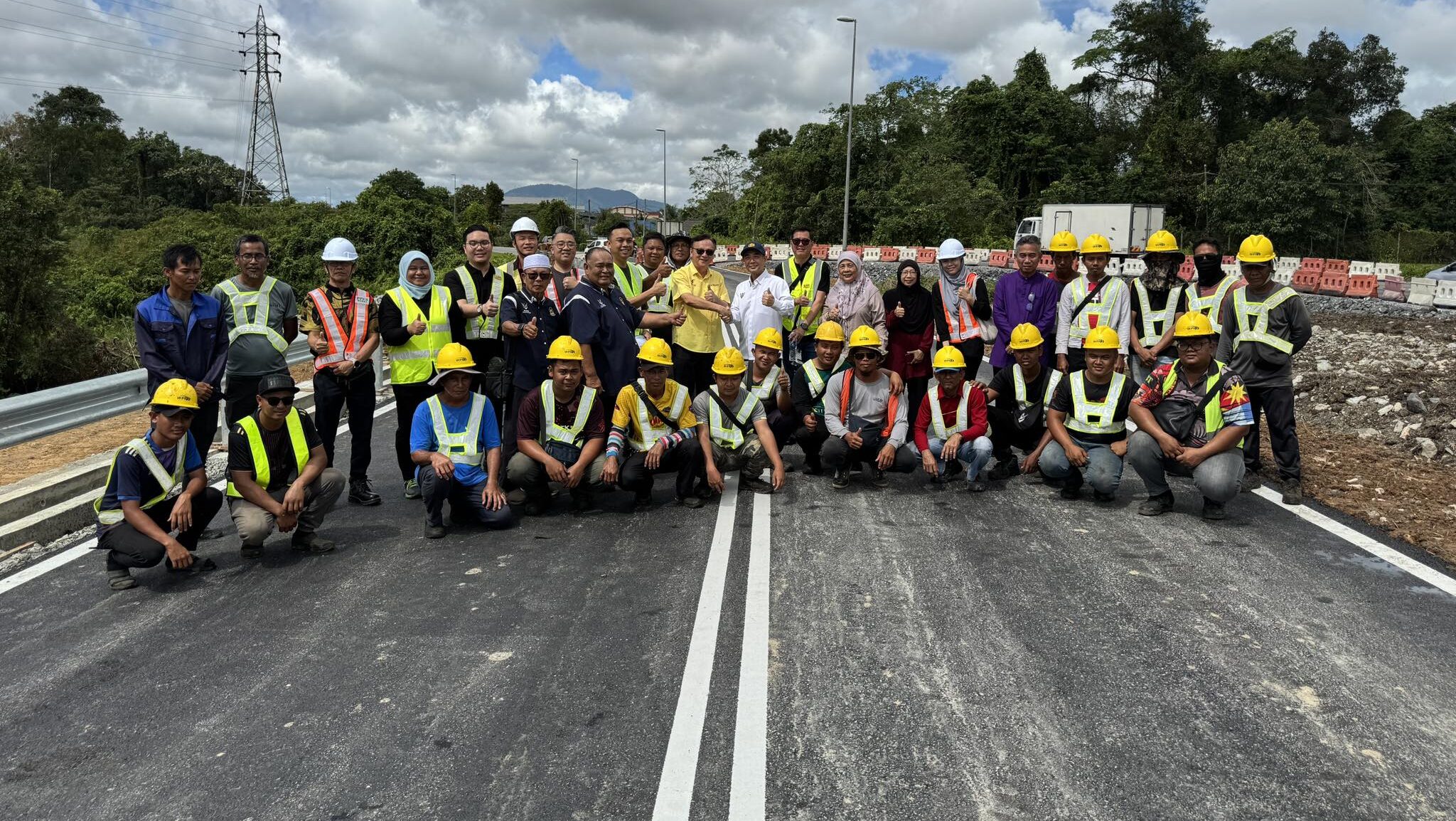 Jalan Batu Kitang-Bau Fully Reopens After Embankment Repairs