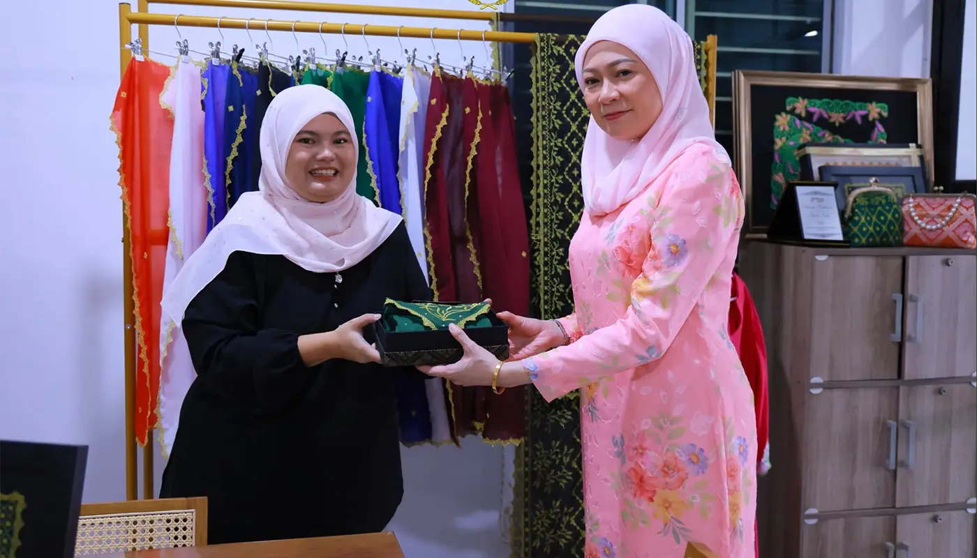 Sarawak, Sarawak News, Samarahan, Samarahan News, Hikayat Sulaman, Embroidery, Keringkam, Cultural Heritage, Local Enterprises, Arts and Culture