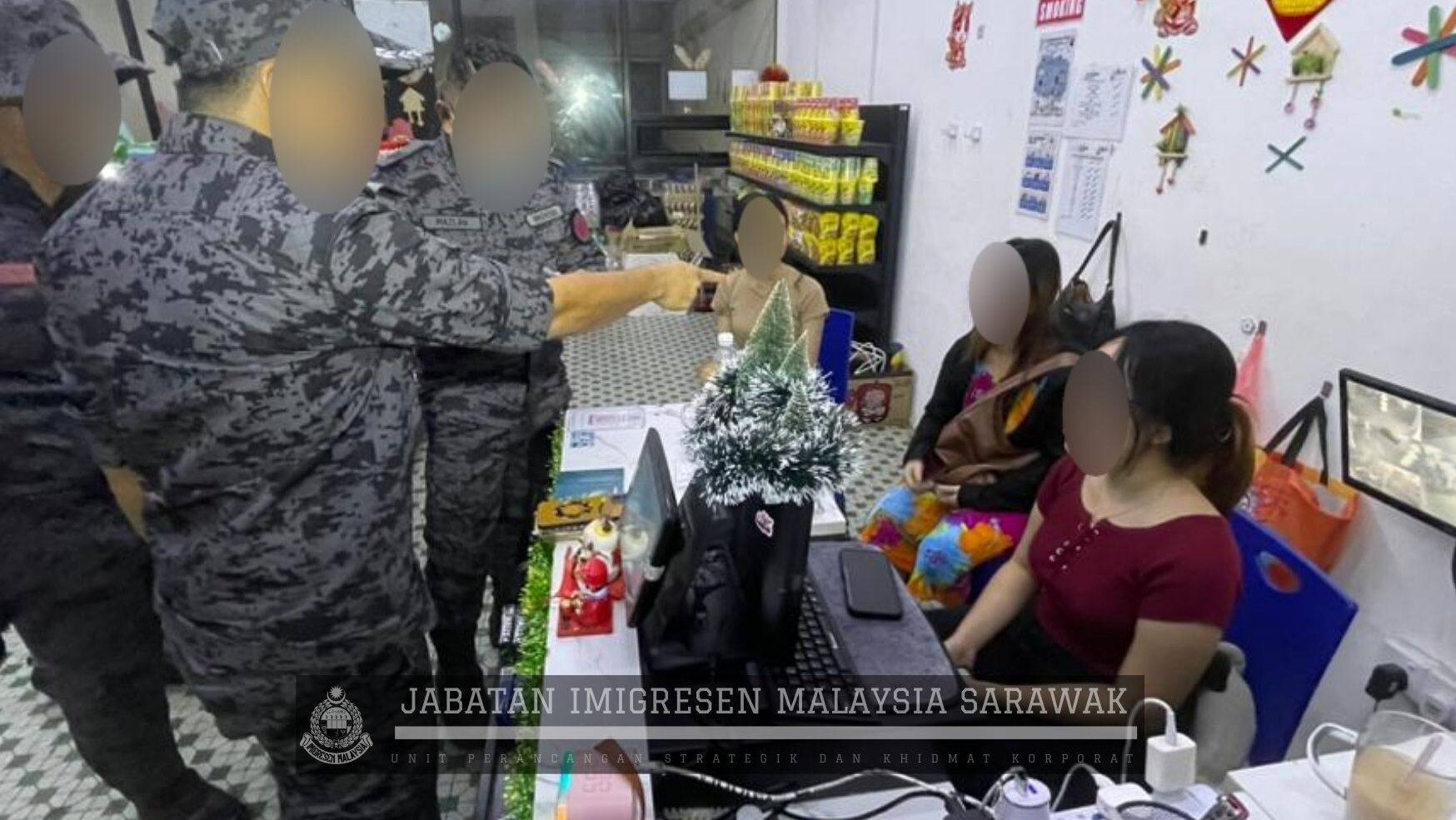 21 Foreigners Held in Online Gambling Raid in Siburan 1 21 Foreigners Held in Online Gambling Raid in Siburan
