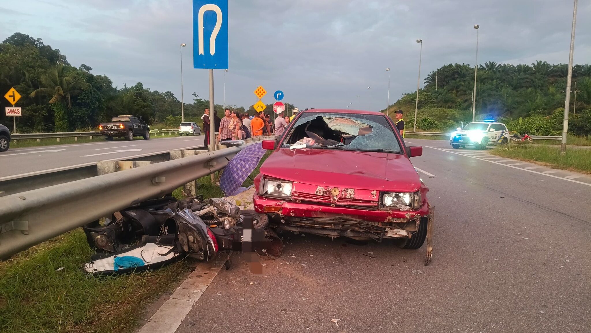 Motorcyclist Killed in Batu Niah Highway Crash