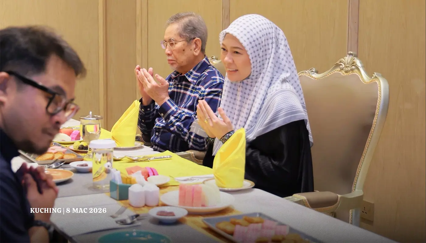 Sarawak Governor Breaks Fast with Family in Kuching 1 Sarawak, Sarawak News, Kuching, Kuching News, Ramadan,