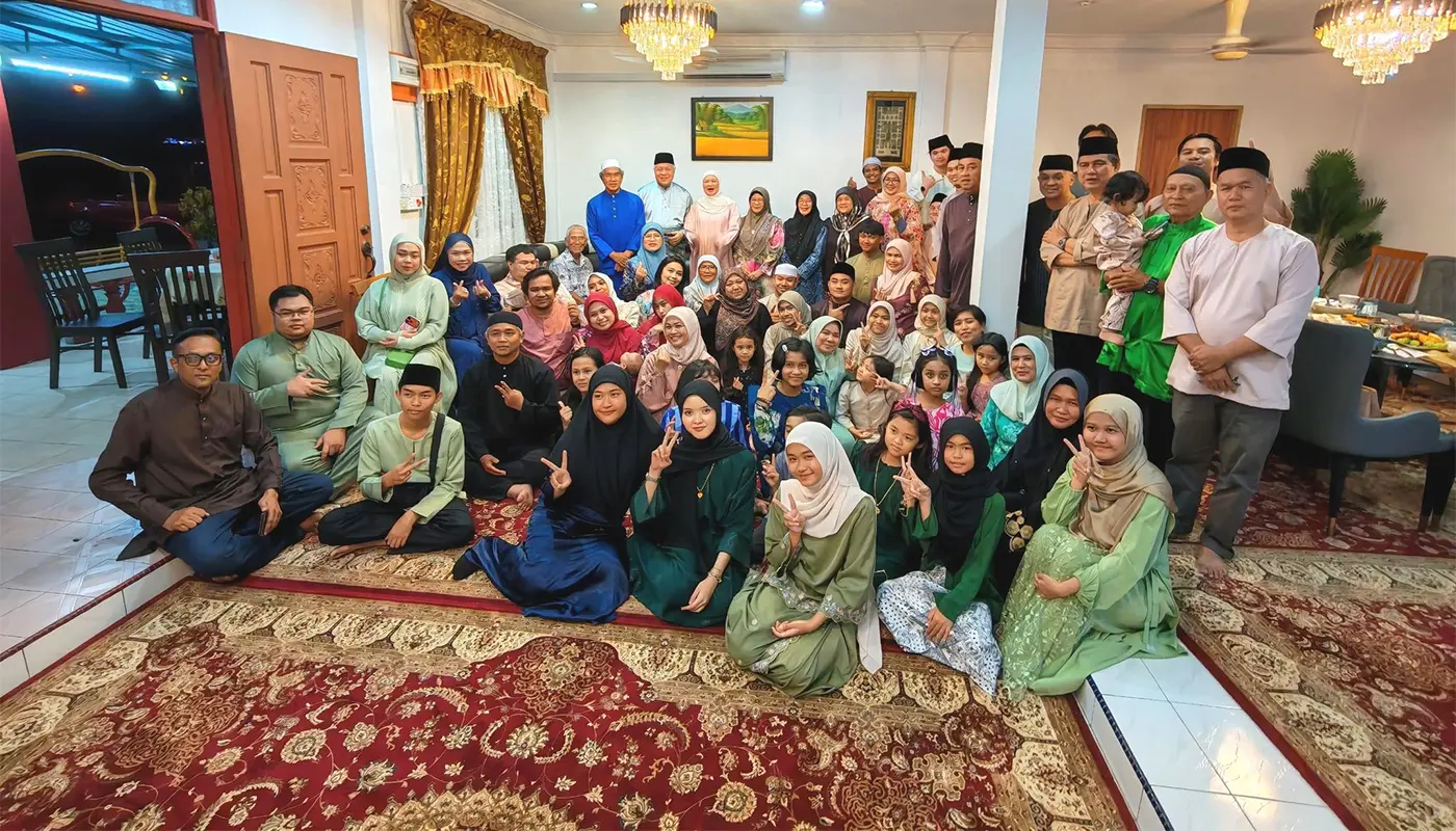 Sarawak, Sarawak News, Lawas, Lawas News, Hari Raya Aidilfitri, Community Unity, Cultural Tradition