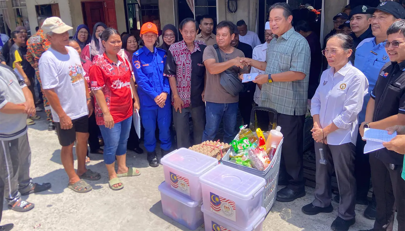 Sarawak, Sarawak News, Limbang, Limbang News, Fire Incident, Civil Defence, Humanitarian Aid, Social Welfare
