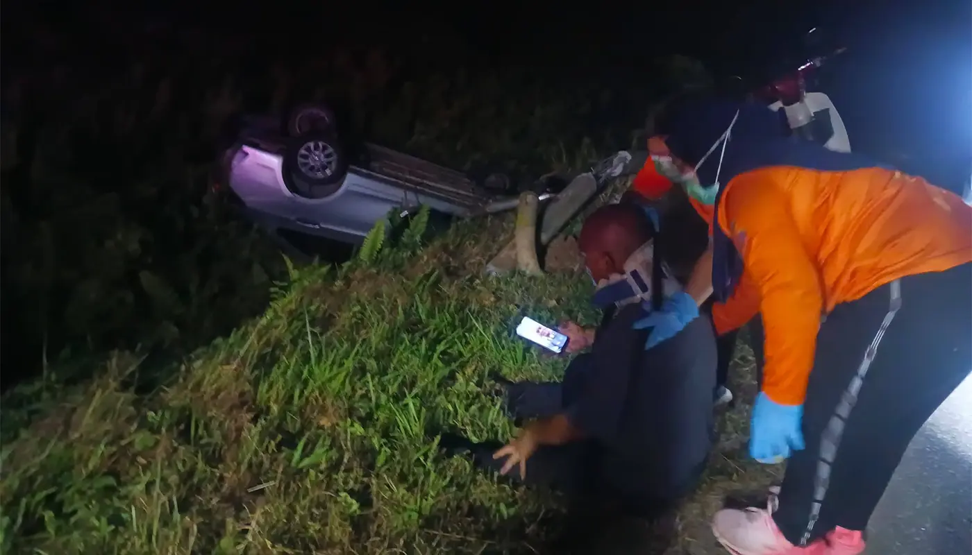 APM Sebauh Responds to Road Accident 1 Sarawak, Sarawak News, Sebauh, Sebauh News, Civil Defence, Road Accident, Emergency Response, Public Safety