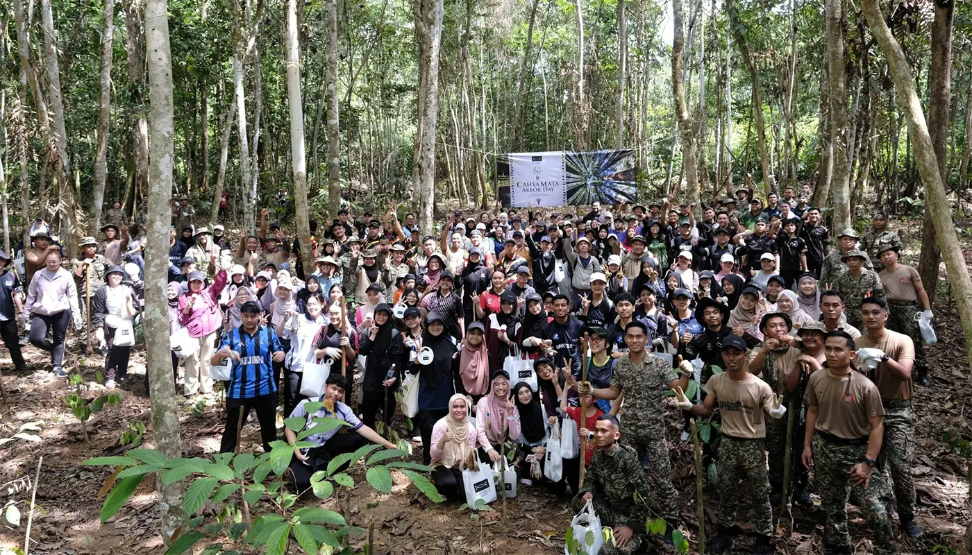 Cahya Mata Sarawak Leads Tree Planting Campaign in Simunjan 1 Sarawak, Sarawak News, Simunjan, Simunjan News, Tree Planting, Environmental Conservation, Forest Reserve, Cahya Mata Sarawak, Sustainability