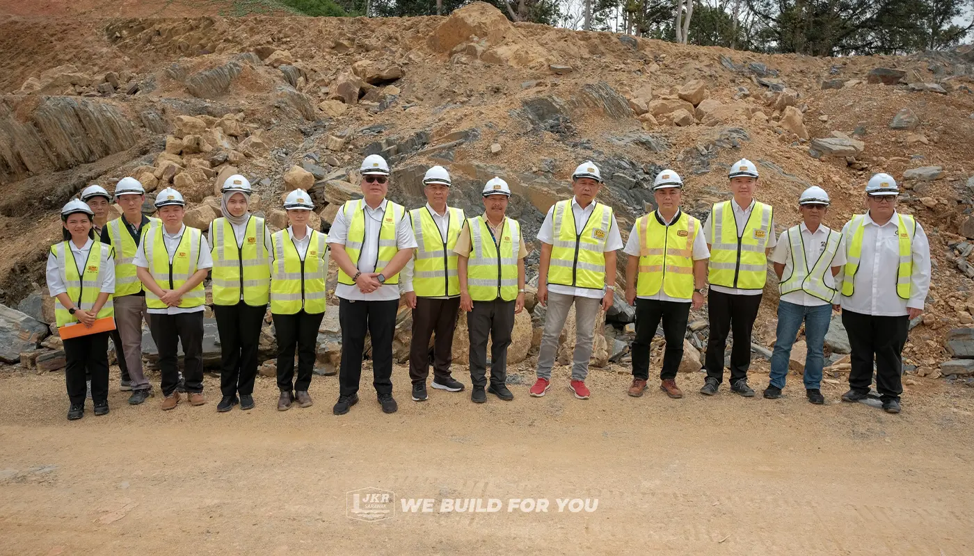 Deputy Minister Reviews Road Projects in Serian Division 1 Sarawak, Sarawak News, Serian, Serian News, JKR Sarawak, road construction