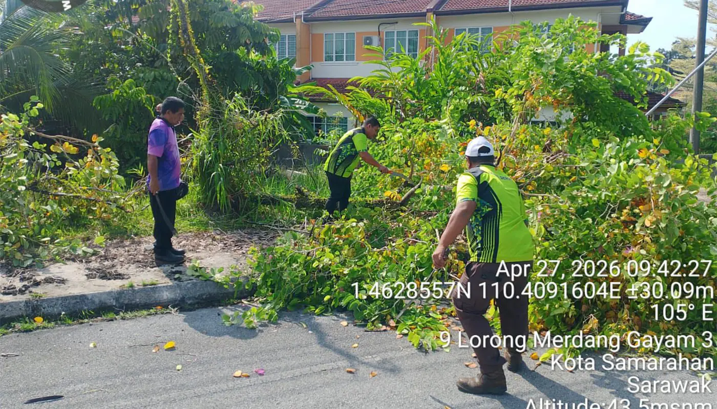 MPKS Acts Promptly on Public Complaint in Kota Samarahan 1 Sarawak, Sarawak News, Kota Samarahan, Kota Samarahan News, MPKS, Public Safety, Road Maintenance, Community Engagement