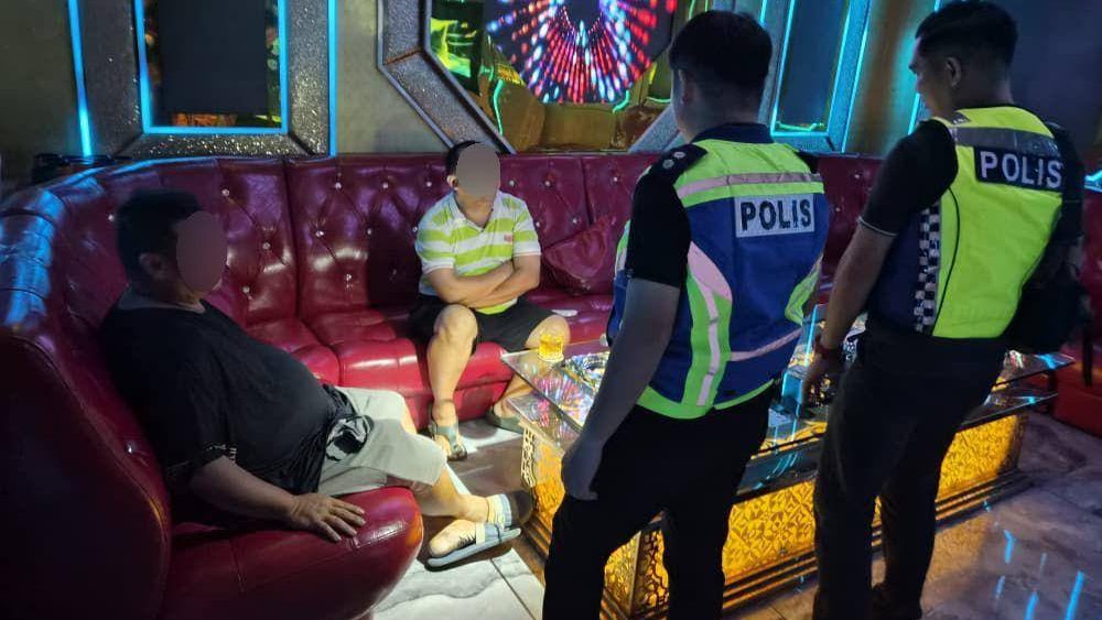 Miri Police Step Up Crime Prevention Ops, 34 Officers Deployed 1 Miri Police Step Up Crime Prevention Ops, 34 Officers Deployed