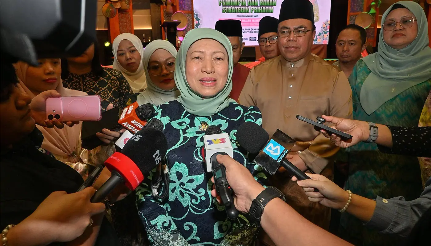 Nancy Shukri Urges Community Leaders to Tackle Social Issues 1 Sarawak, Sarawak News, Kuching, Kuching News, Nancy Shukri, Community Development, Social Issues, Women and Family, YKN