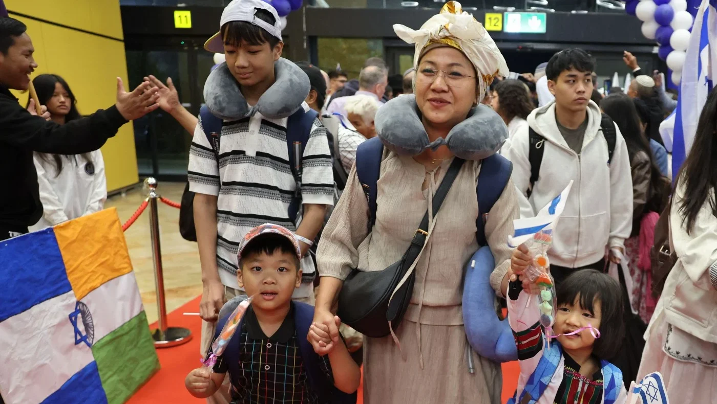Over 250 Indian Descendants of Lost Tribe Arrive in Israel