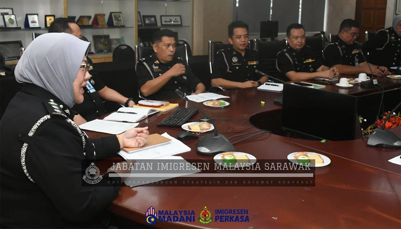 SUHAKAM Sarawak Holds Courtesy Visit to Immigration Department 1 Sarawak, Sarawak News, Kuching, Kuching News, SUHAKAM, Immigration Department, Human Rights, Enforcement, Detention Facilities