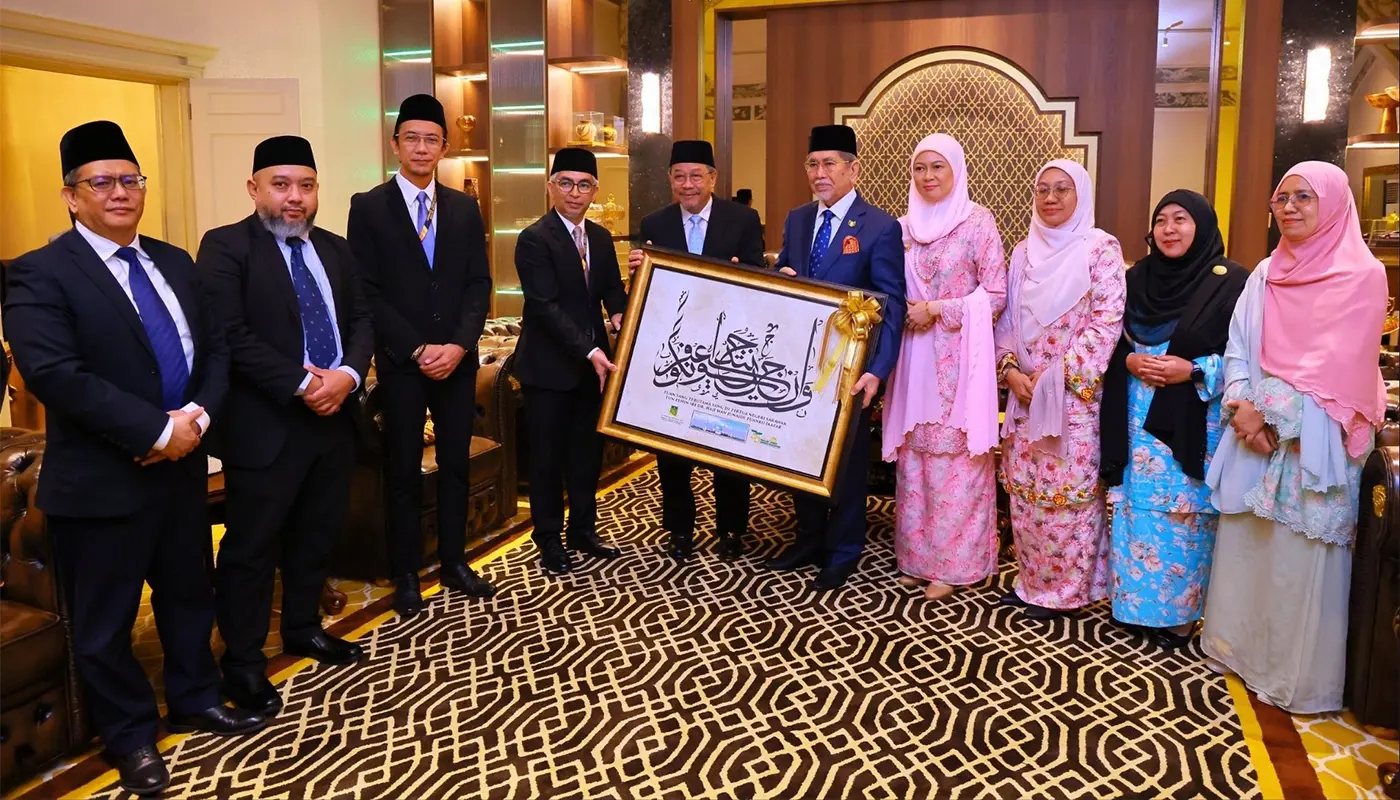 Sarawak Governor Receives LAKMNS Delegation at The Astana Negeri 1 Sarawak, Sarawak News, Kuching, Kuching News, LAKMNS, Mosque Welfare, Religious Institutions, Petra Jaya
