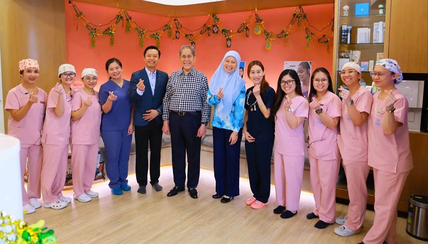 Sarawak Governor and Wife Visit Kuching Clinic for Dental Procedures 1 Sarawak, Sarawak News, Kuching, Kuching News, Stutong