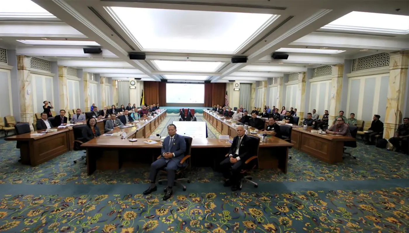 Sarawak Launches Ops Tiris 4.0 Special Task Force 1 Sarawak, Sarawak News, Kuching, Kuching News, Ops Tiris, Smuggling Prevention, Energy Crisis, Enforcement, PDRM