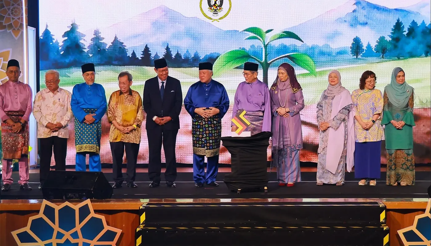 Sarawak Leaders Unite at SSWFFB Aidilfitri Celebration 1 Sarawak, Sarawak News, Kuching, Kuching News, Aidilfitri, Sarawak Governor, Sarawak Economy