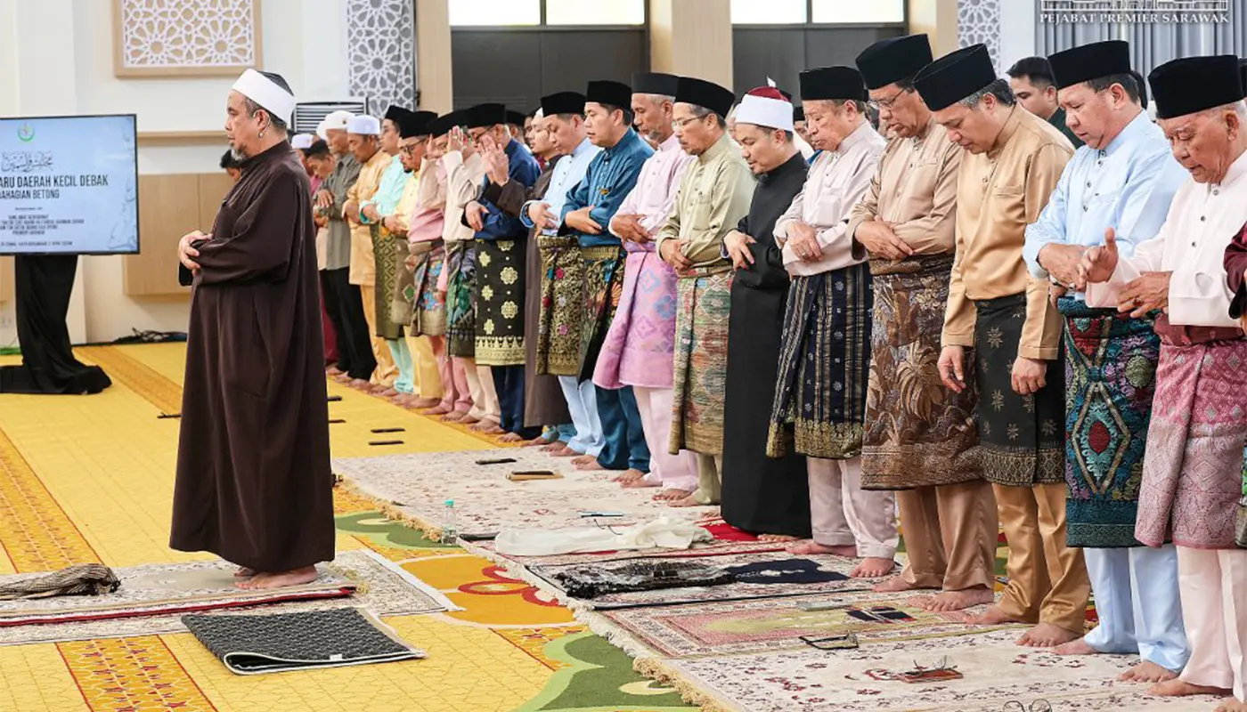Sarawak Premier Opens Debak Mosque, Names It Al-Azim 1 Sarawak, Sarawak News, Debak, Debak News, Mosque Opening, Al-Azim Mosque, Islamic Development, Community