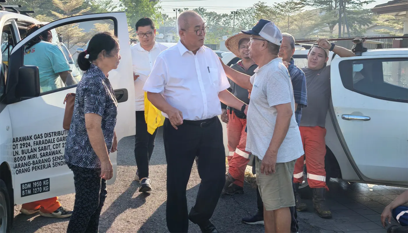 Swift Response Prevents Casualties in Pujut 2 Fire 1 Sarawak, Sarawak News, Miri, Miri News, MBM, Fire Incident, Emergency Response, Public Safety