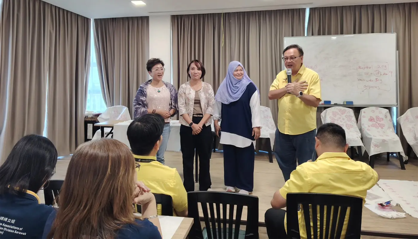 Community Embraces Batik Heritage Through Linut Workshop 1 Sarawak, Sarawak News, Kuching, Kuching News, Batik, Cultural Heritage, Community Programme, Creative Arts