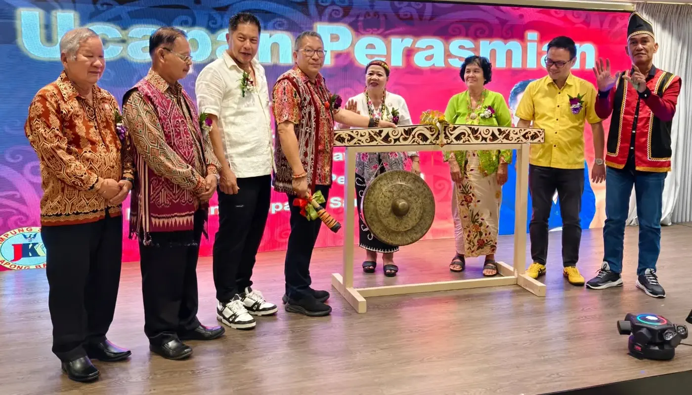 Sarawak, Sarawak News, Kuching, Kuching News, Gawai Festival, Community Unity, Kampung Sungai Apong Baru, MBKS, Cultural Celebration