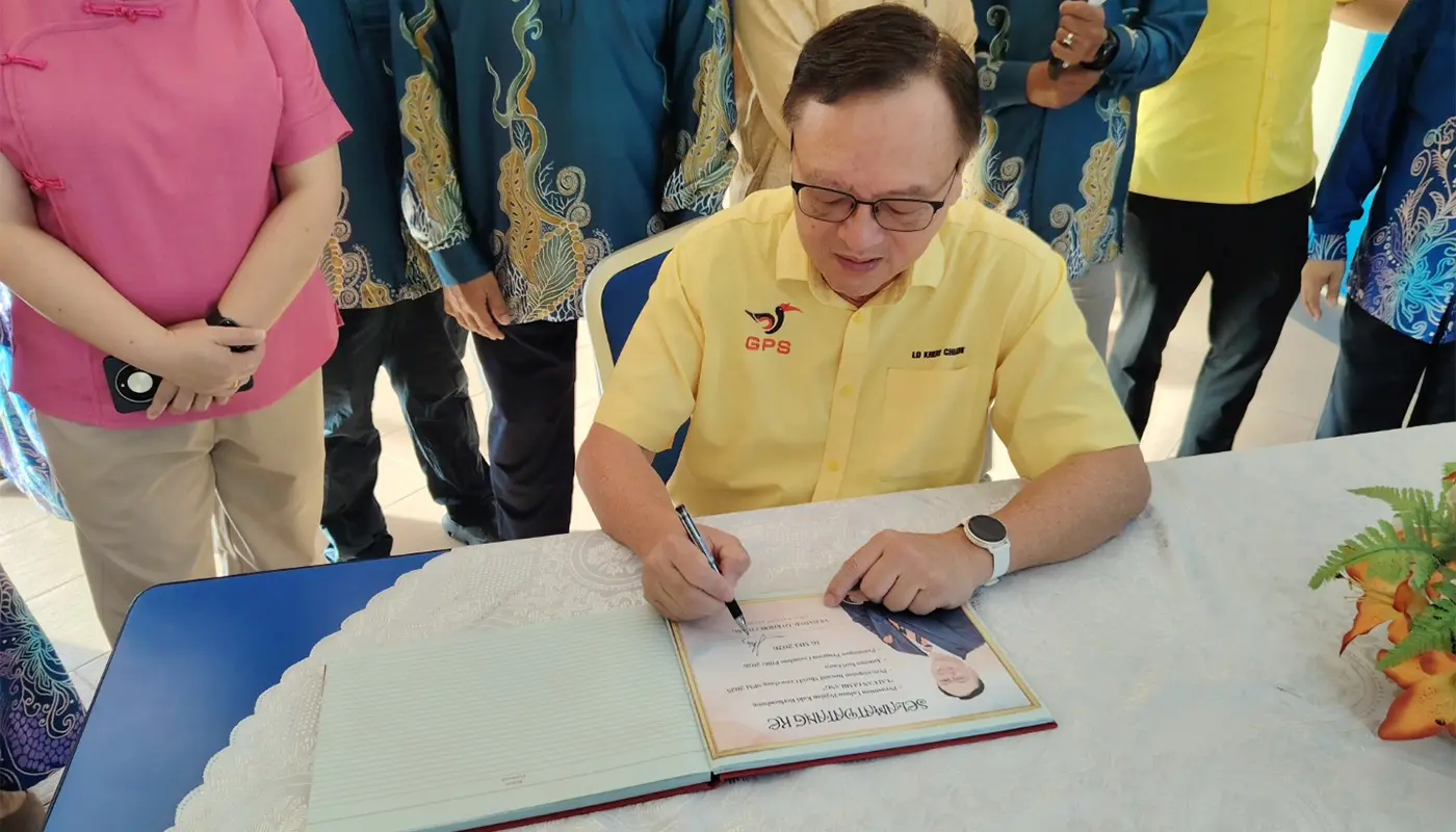 Covered Pedestrian Path and Student Awards Mark Milestone at SMK Jalan Arang 1 Sarawak, Sarawak News, Kuching, Kuching News, Education, Community Development, Student Achievement, Teachers Day, Infrastructure