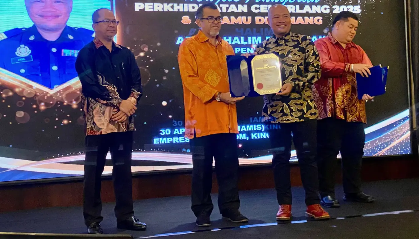 JPJ Sarawak Honours Staff at Service Awards and Retirement Ceremony 1 Sarawak, Sarawak News, Sibu, Sibu News, JPJ, Road Transport Department, Service Awards, Retirement, Public Service