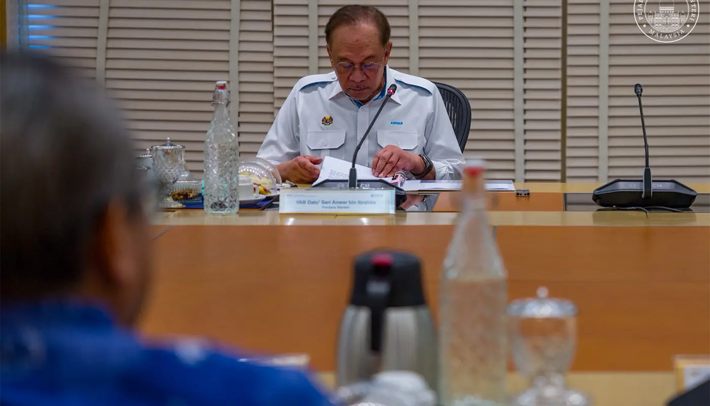 MTEN Reviews Measures to Improve<span style="font-size: revert; font-weight: revert;"> Economic Resilience</span> 1 Economy, MTEN, Global Supply Crisis, Small Traders, MADANI Government