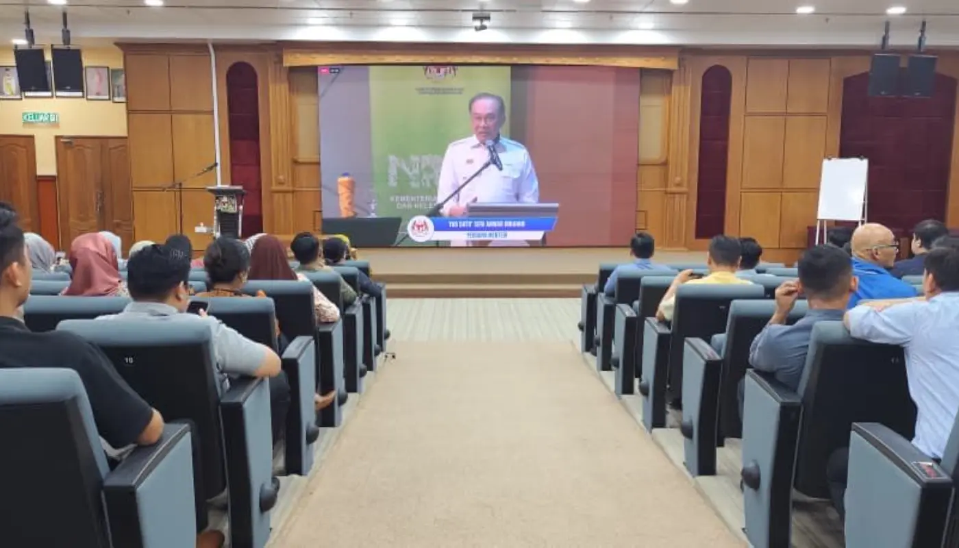 Prime Minister Urges Stronger Policy Implementation at NRES Meeting 1 Sarawak, Sarawak News, Kuching, Kuching News, Public Service, Government Policy, NRES, Federal Secretary