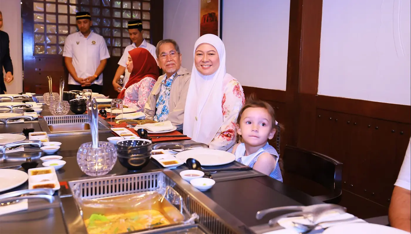 Sarawak Governor Shares Family Dinner in Kuala Lumpur 1 Sarawak, Sarawak News, Kuala Lumpur, Kuala Lumpur News, Governor, Family Gathering, Dinner Event, Hospitality
