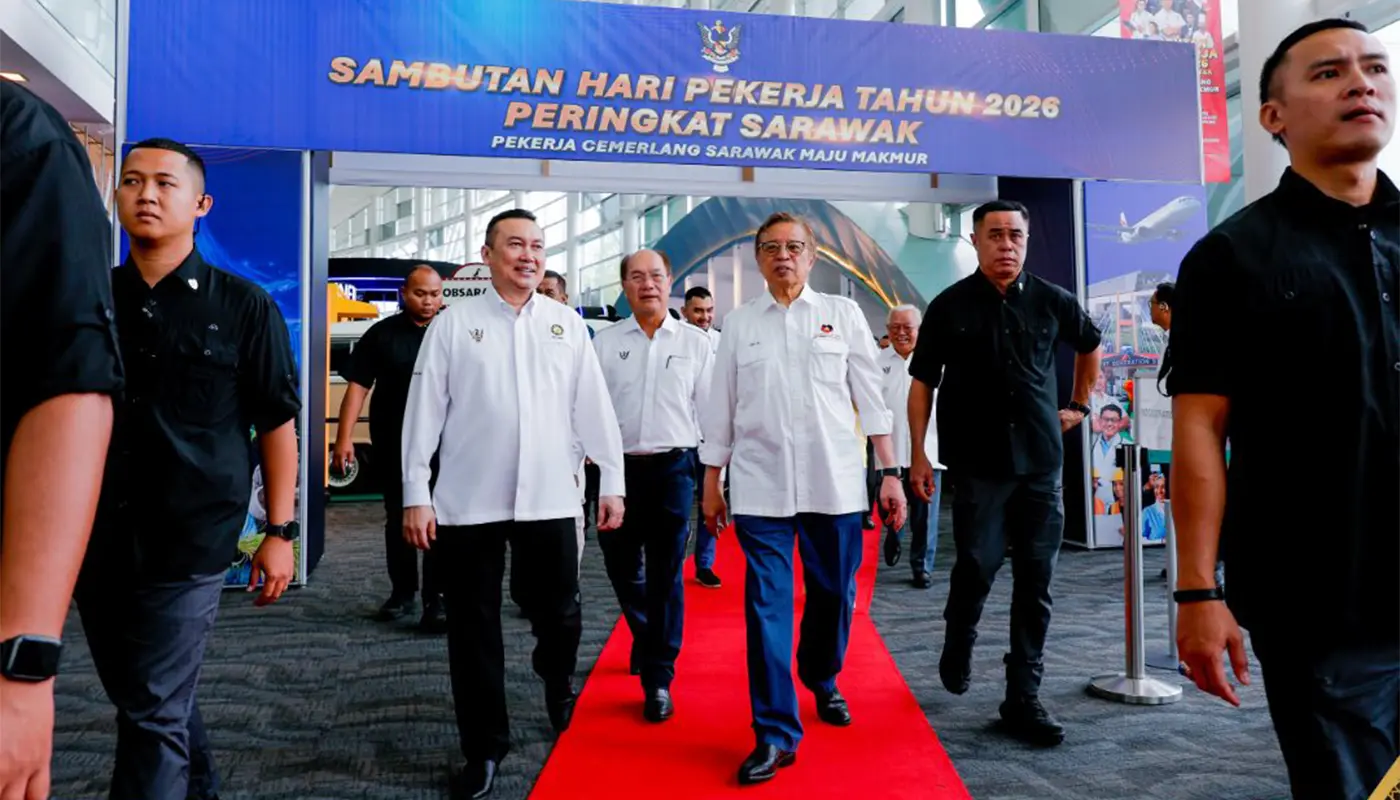 Sarawak Premier Urges Workforce to Embrace Robotics by 2037 1 Sarawak, Sarawak News, Kuching, Kuching News, Robotics, Artificial Intelligence, Automation, Renewable Energy, Workforce Development