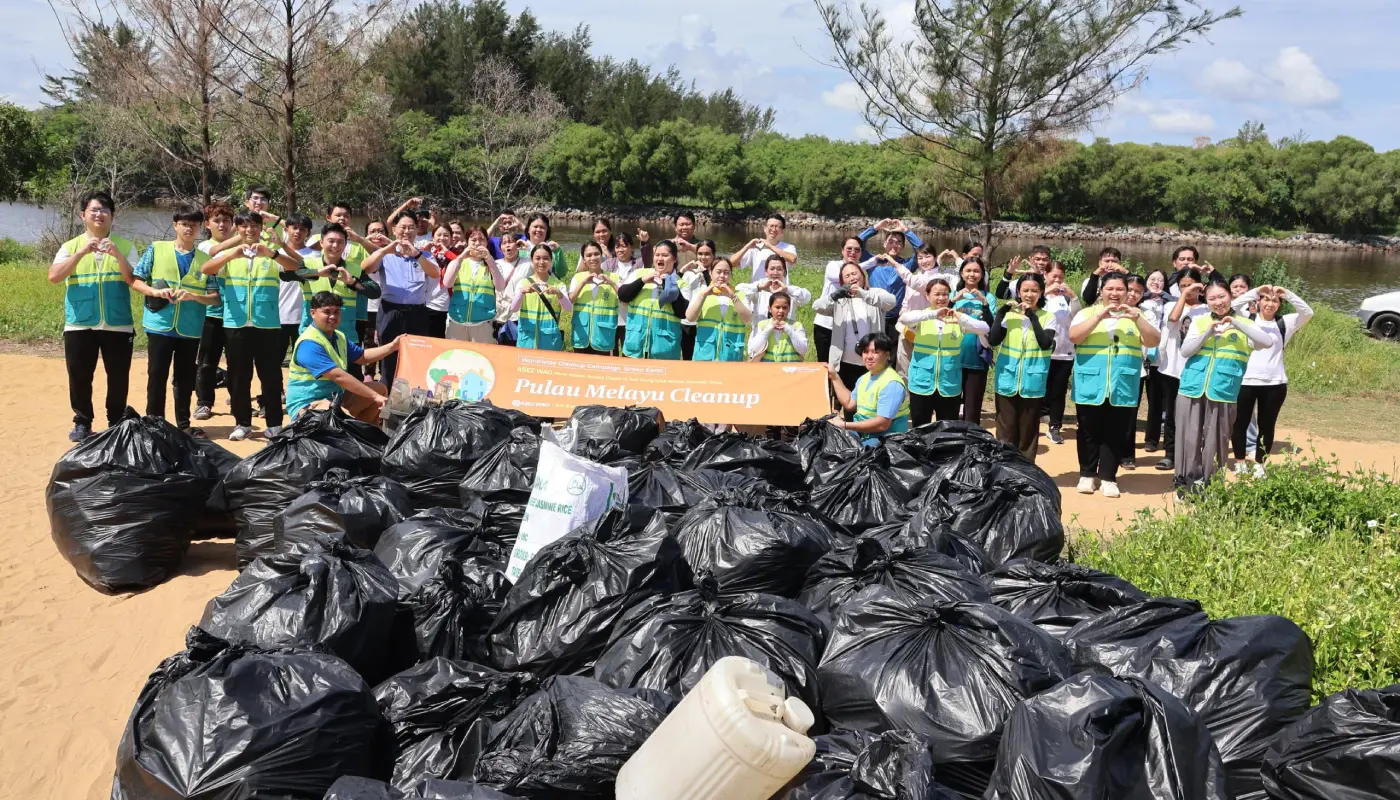 ASEZ WAO Youth Drive Environmental Cleanup in Miri