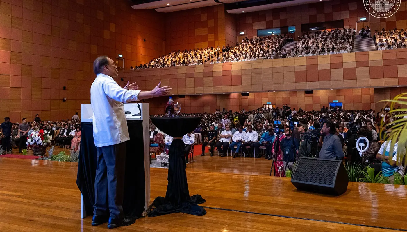 PM Anwar Stresses Justice and Equality at AIMST Ceremony 1 Kedah, Bedong, AIMST University, Temu Anwar, Prime Minister Anwar Ibrahim, MADANI Government, Education, Youth Empowerment