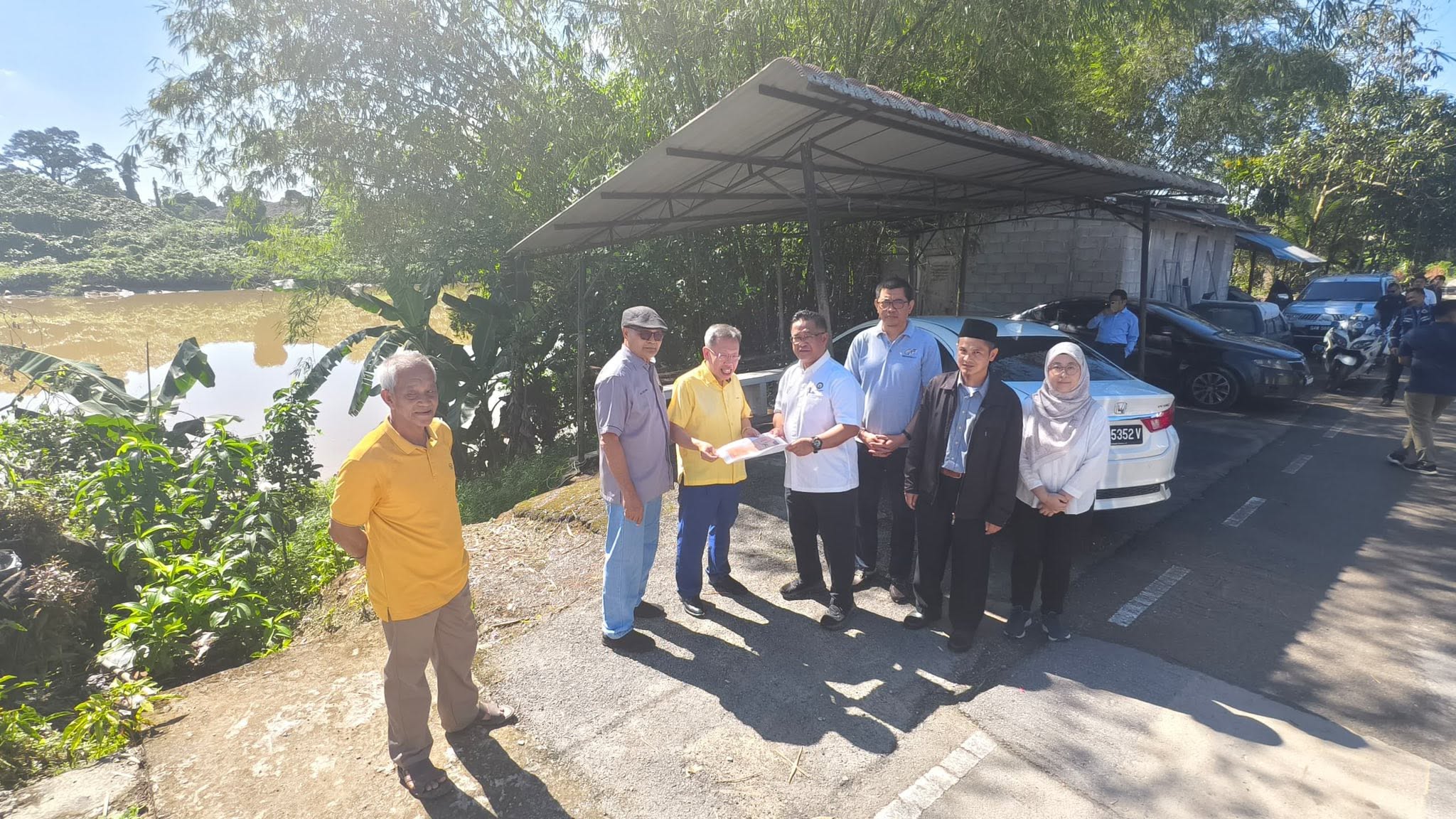 RM200,000 Immediate Aid for Batu Kawa Riverbank Erosion