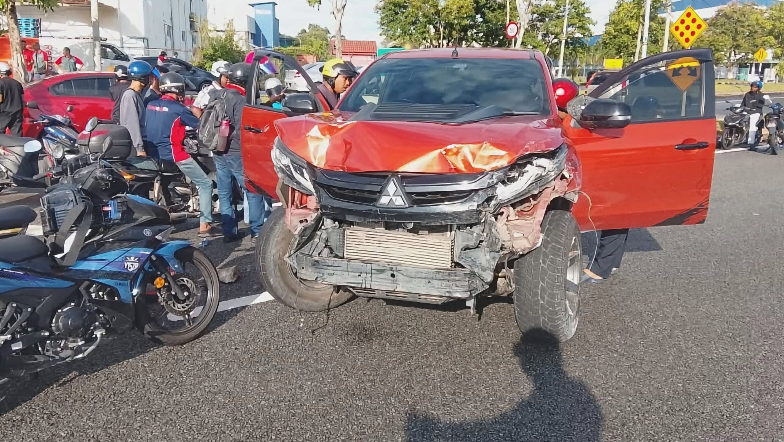 Reckless Driver With 17 Past Records Arrested After Multi-Vehicle Crash 1 Reckless Driver With 17 Past Records Arrested After Multi-Vehicle Crash