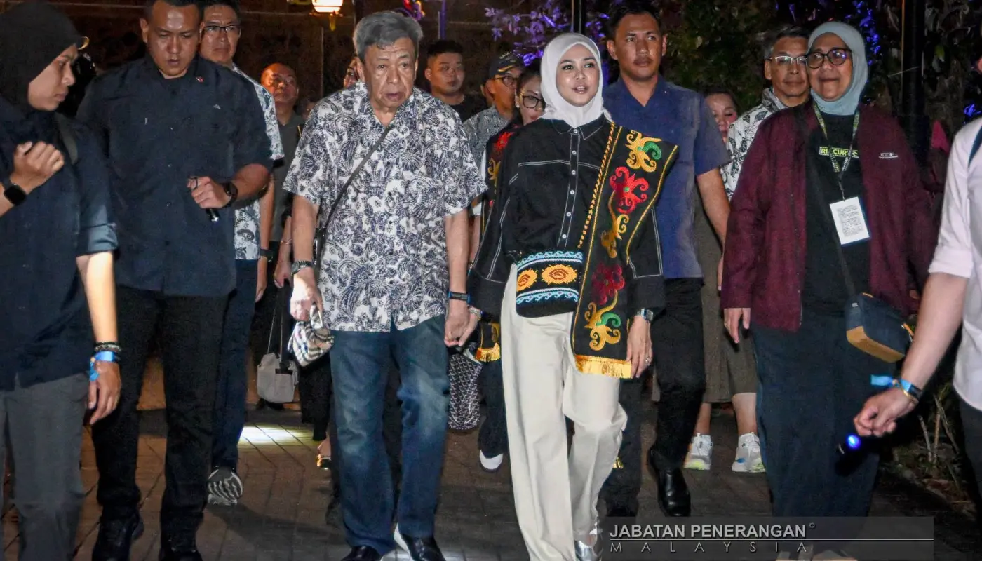 Sarawak, Sarawak News, Santubong, Santubong News, Rainforest World Music Festival, Sultan Selangor, Raja Muda Perlis, Malaysian Royalty, Cultural Tourism, Music Festival