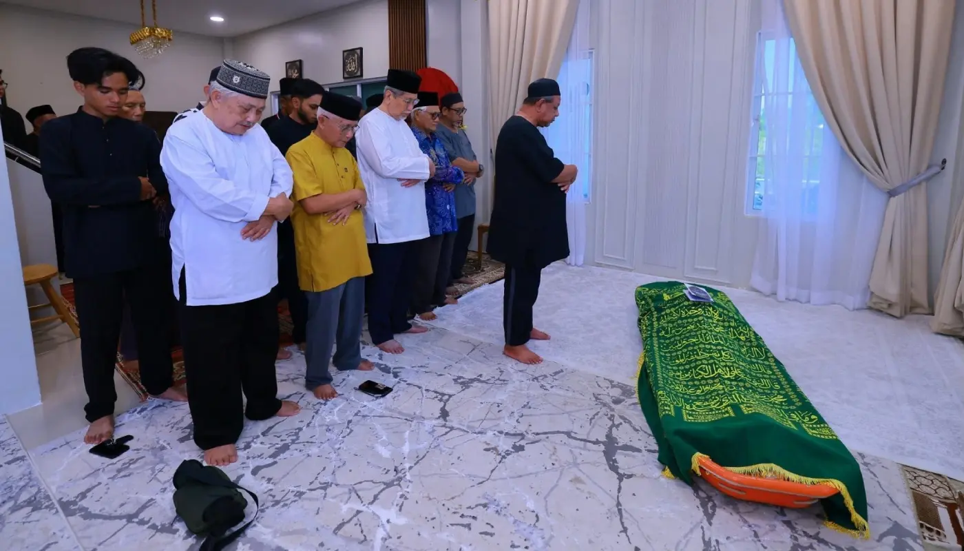 Sarawak, Sarawak News, Kuching, Kuching News, Batang Lupar, Maludam, Funeral Prayer, Sarawak Governor, Community